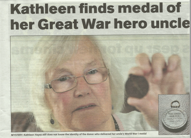 Newspaper report about Kathleen Hayes finding her uncle John Johnson's war medal.